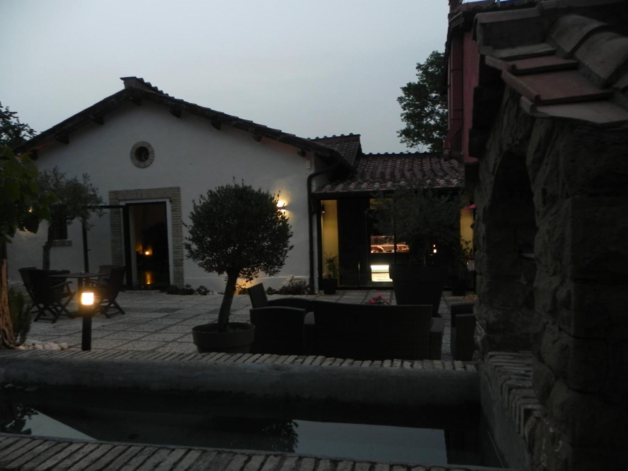 Tenuta Del Duca Fiumicino Locanda E Hostaria Guest House المظهر الخارجي الصورة